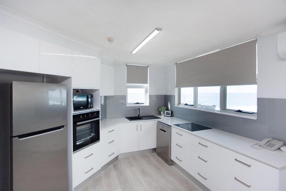 Grosvenor Beachfront Apartments Surfers Paradise Голд-Кост Экстерьер фото